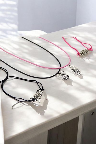 MakeWell Kuromili 2-Piece Necklace and 2-Piece Bracelet Set Black and Pink Leather Drawstring Necklace Bracelet Set for Kids