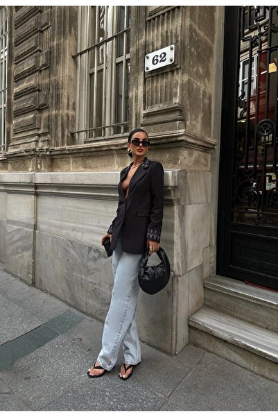 Sobe Yakaları Ve Kolları Nakışlı Blazer Ceket - Beyaz