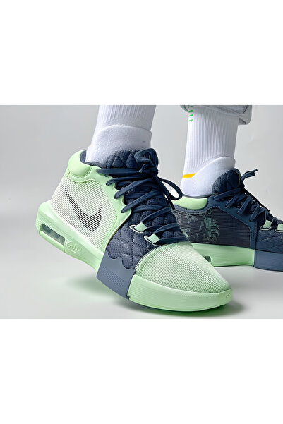 Nike Ανδρικά μαύρα παπούτσια μπάσκετ Lebron Witness VIII fb2239