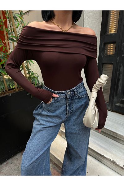 BEJNA Γυναικεία μπλούζα με γιακά Madonna σε καφέ Soft Touch