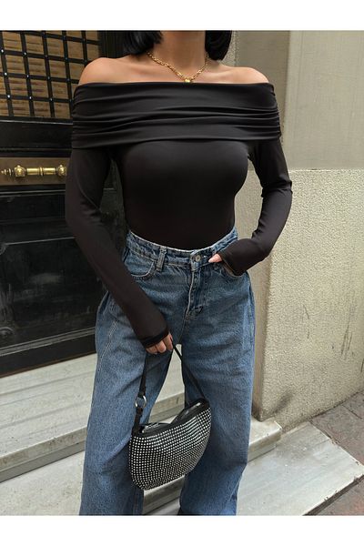 BEJNA Dámská blůza s límečkem Madonna v černé barvě
