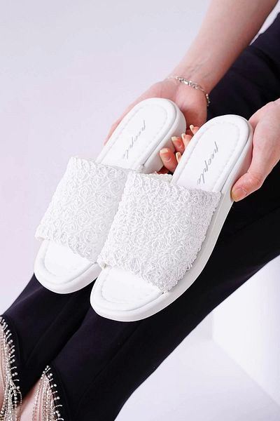 Skygo Claris White Knitted Slippers