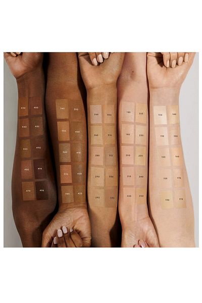 FENTY BEAUTY Soft' Lit Naturally Luminous Foundation 140 - Foundation