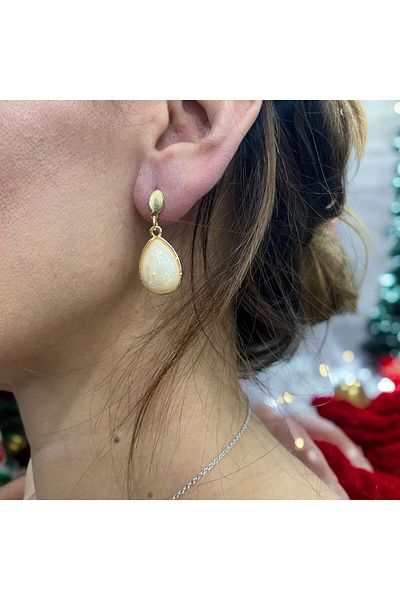 Store Cream Color Stylish Dangle Earrings with Stones