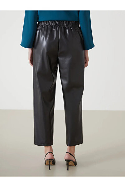 LC Waikiki Siyah Beli Lastikli Deri Görünümlü Kadın Pantolon