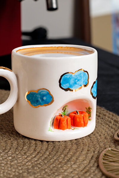 AEN PORSELEN New Year Concept Trophy