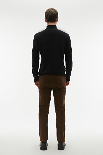 Mudo TURTLEneck SWEATER