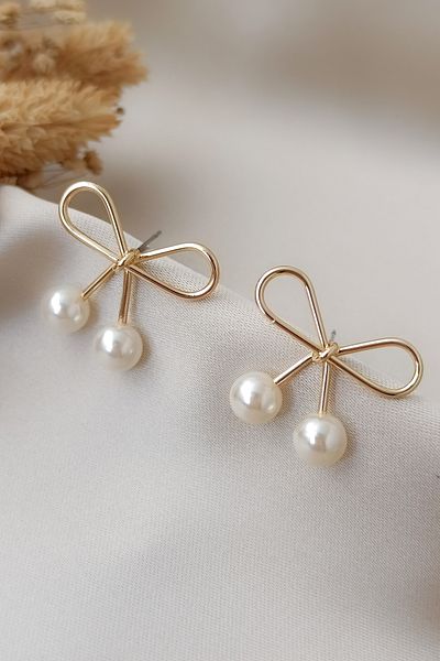 COSİTA Bow Shaped Minimal Gold Earrings with Pearl Detail