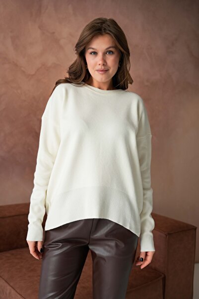 Arbucky Women's Ecru Crew Neck Oversize Premium Knitwear Sweater