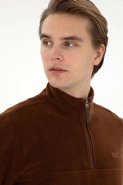 U.S. Polo Assn. البلوز البني للرجال 50290609 -VR029