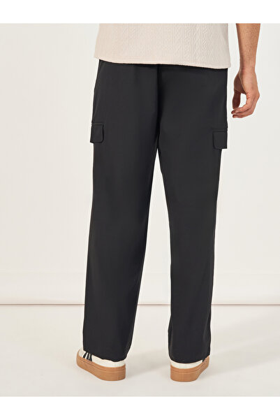 Styli Relaxed Fit Welt Flap Pocket Trousers