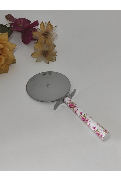 RAMDET Elegant Floral Pattern Luxury Stainless Steel Dough Cutter