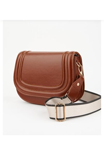 Byc polo B.Y.C POLO CBP1042 موديل جديد حقيبة يد نسائية أنيقة بلون أسمر...