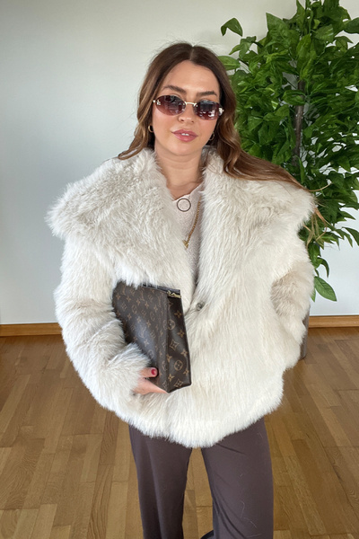 PİCCO Special Design Plush Fur Soft Pocketed Warm Buttoned Ecru Stone Women's Lightweight Stylish Coat Jacket