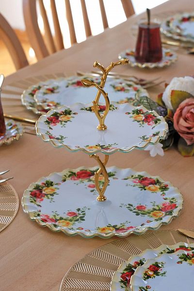 Glore Humber Gold Gilt Glass Cookie Holder