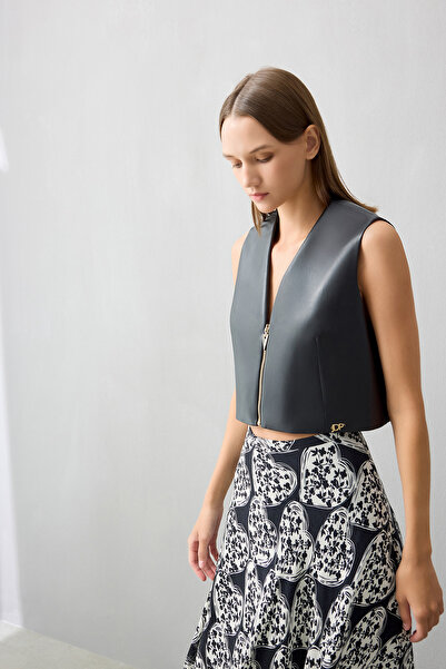 Jus De Pommes SİYAH DERİ ÖNÜ FERMUARLI KISA KADIN YELEK
