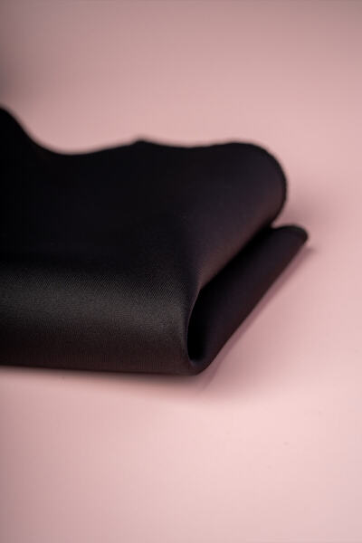 Hatemoğlu Siyah Su ve Leke Tutmayan 7 Cm Kravat ve Mendil Seti