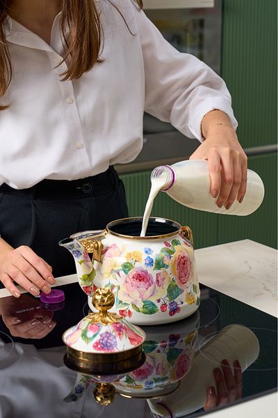 Miss Betty Rose Deluxe Enameled Kettle Teapot