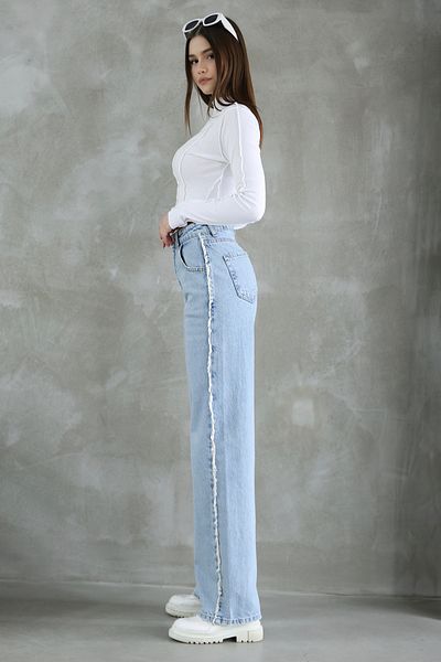 Trendyol Collection Kék bojtos magas derekú egyenes farmer TWOSS25JE00139