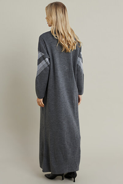 Cool & Modest Kadın Gri Simli Maxi Triko Elbise MTC3215