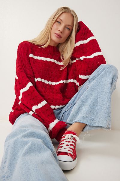 Happiness İstanbul Gestreifter Strickpullover mit roten Ballonärmeln für Damen Hİ00003