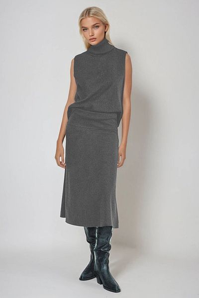 Trend Alaçatı Stili Women Gray Turtleneck Thessaloniki Knitted Sleeveless Blouse and Skirt Suit Alc-X13336