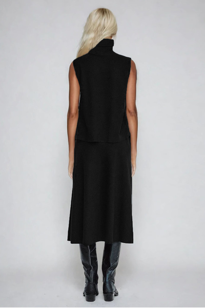 Trend Alaçatı Stili Women's Black Turtleneck Thessaloniki Knitted Sleeveless Blouse and Skirt Suit Alc-X13336