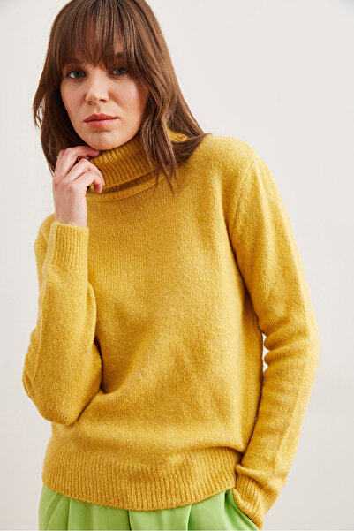 Olalook Women's Mustard Turtleneck Soft Textured Sweater Kzk- 19000905