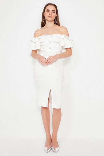 Trendyol Collection Εκρού Flounced Βραδινό Φόρεμα - Υφαντό, Φόδρα, Νυφικό TPRSS21EL1403