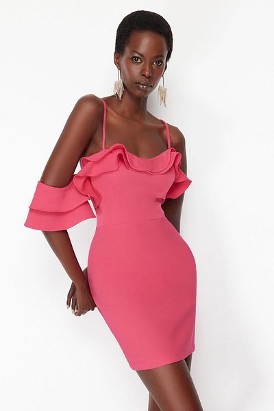 Trendyol Collection Rochie de seara scurta eleganta cu voluri fucsia - TPRSS24EL00075