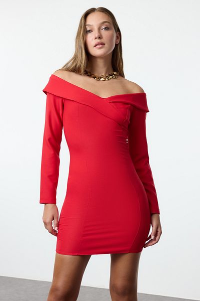 Trendyol Collection Red Body Fitted Carmen Collar Woven Mini Evening Dress Night Graduation Dress Tpraw25El00054