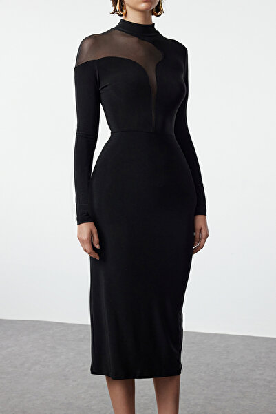 Trendyol Collection Černé elegantní večerní šaty Yakayriti Midi Noční šaty pro návrat domů