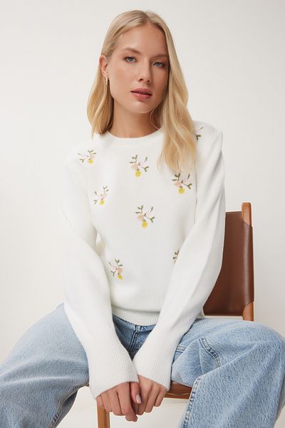 Happiness İstanbul Women's Soft Knitwear Sweater with Bone Flower Embroidery - Lu00024