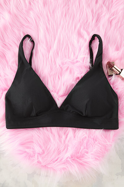 Trendyol Collection Černá měkká pletená podprsenka Micro bez podprsenky s trojúhelníkovým páskem THMSS25SU00009