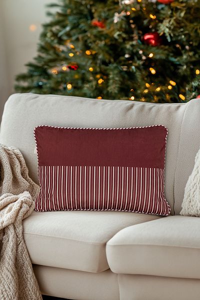 Koza Home Charm Red White Stripe Printed Throw Pillow 40X60 35256A
