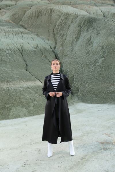 Oilemaperla Kadın Siyah Saten Trençkot