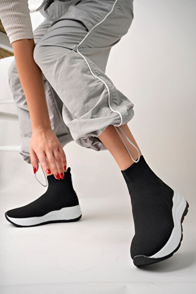 Just Shoes Kadın Çorap Spor Ayakkabı Siyah Beyaz Yüksek Taban Sneaker -1beden Küçük Alınız