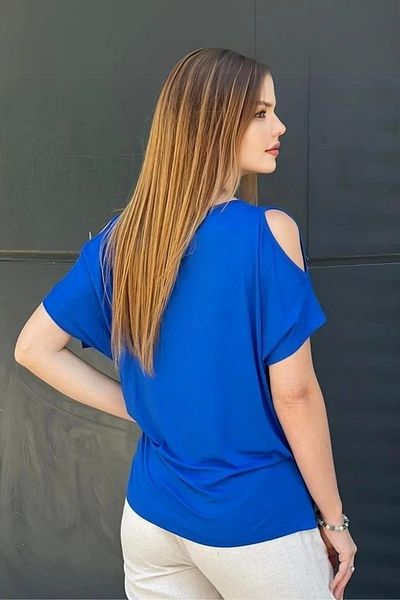 aytemas Low-cut Shoulder Blouse