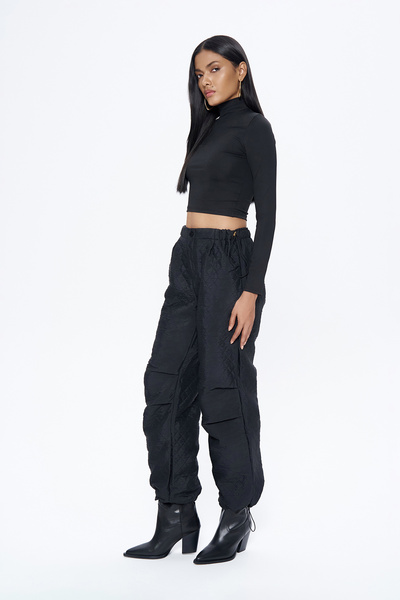Quzu Quilted Parachute Trousers Black