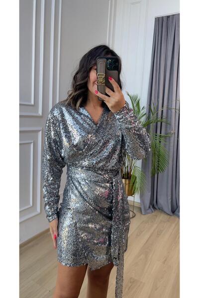 kubraozbeybutik Gümüş Payet İşlemeli Kruvaze Beli Kuşaklı Elbise