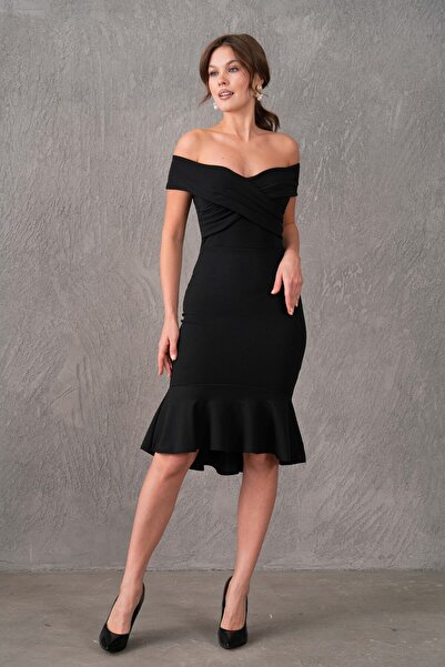 lovebox Çapraz Yaka Sırttan Fermuarlı Eteği Volanlı Dar Kalıp Siyah Abiye Elbise 2870