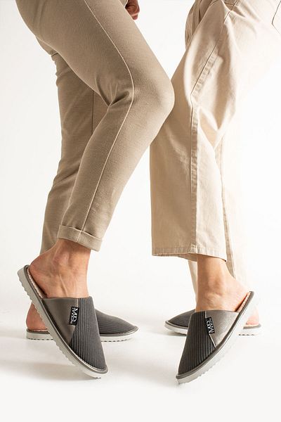 Moda Devrin Papuci unisex din lână semi-piele gri