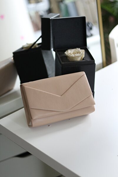 Moom Bag Women's Nude Envelope Box Shoulder Bag