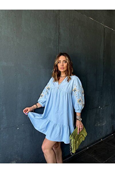 Donatello فستان كتان أزرق - أكمام مطرزة