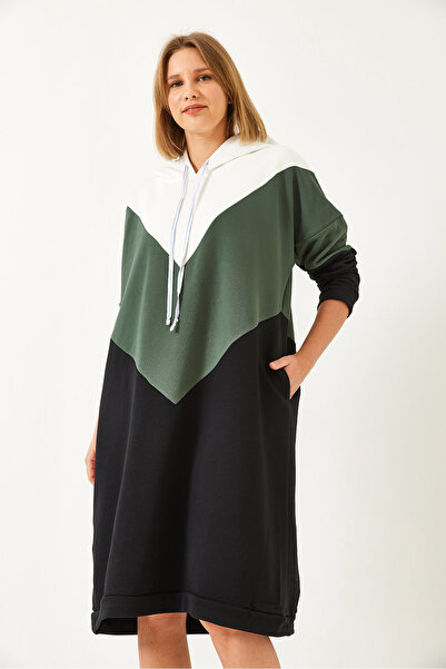 Bianco Lucci Dámské barevné blokové šaty s kapucí se vzorem V 60351327