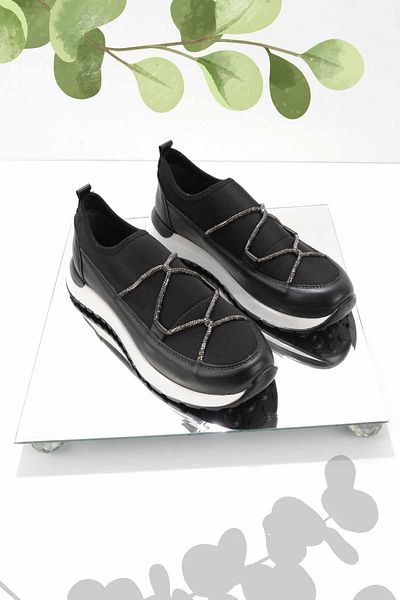 Bambi Women's Black Sneakers K01311320009