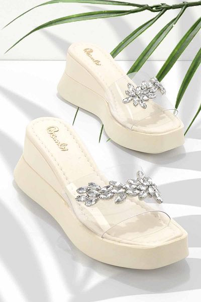 Bambi Γυναικείες Παντόφλες Μπεζ Κ04823301409