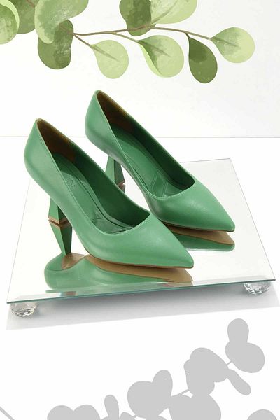 Bambi Grüne klassische Damenschuhe mit Absatz K 01231304809