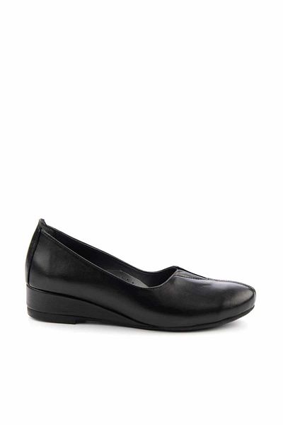 Bambi Black Leather Women's Wedge Heeled Shoes K01531199603