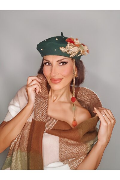 Senbeno Design ÖZGÜN TASARIM TÜY DANTEL TAŞ DETAYLI OPSİYONEL ZİNCİR SALLANTILI YEŞİL KADIN FRANSIZ RESSAM BERESİ